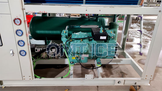 Machine de fabrication automatique de glace industrielle de 10 tonnes de poids de 1500 kg avec une capacité de stockage de glace de 10000 kg et refroidie à l'air