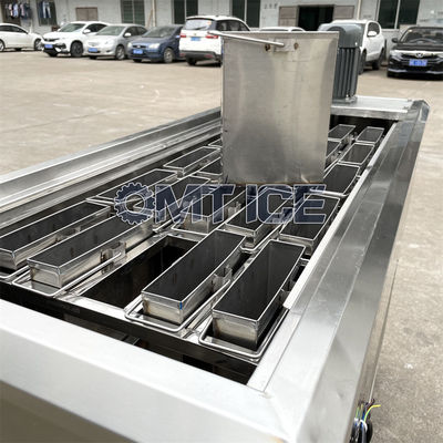 Anti-usure Bloc industriel machine de fabrication de glace imperméable à l' eau avec compresseur GMCC