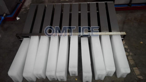 Machine de bloc de glace d'eau salée de 2 tonnes conservant l'air frais refroidi Grand fabricant de bloc de glace