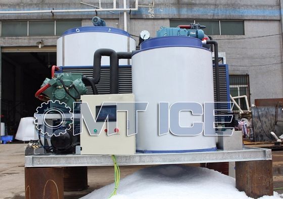 Machine à faire des flocons de glace de 5 tonnes 3P d'eau douce 2,2 mm d'épaisseur Flocon de neige
